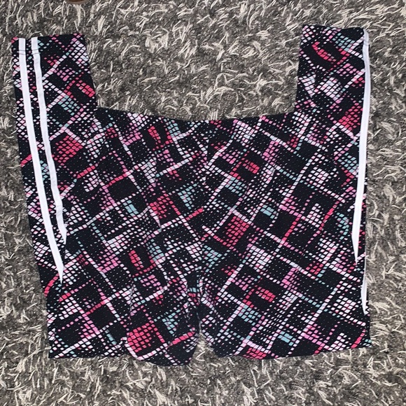 No Boundaries Leggings Size Large - Picture 2 of 4